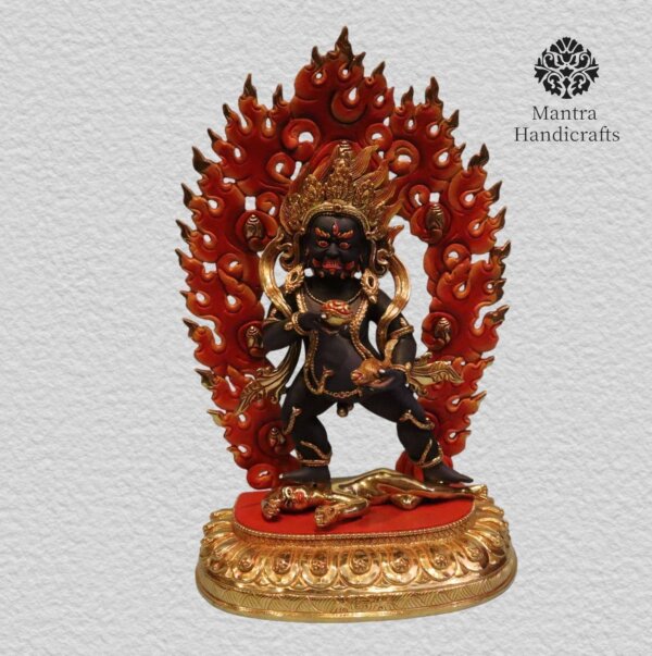 Black Kuber Statue