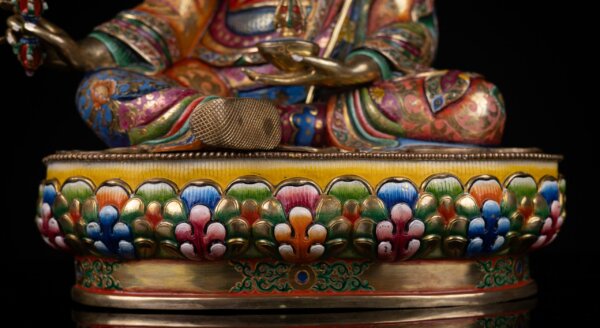 Guru Rinpoche Statue - Image 3